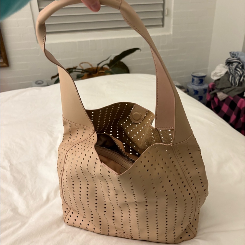Gorgeous Pourchet Paris shoulder bag- soft pale pink/cream leather - Picture 10 of 16